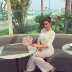 Hanane lakhdar sur yala.fm